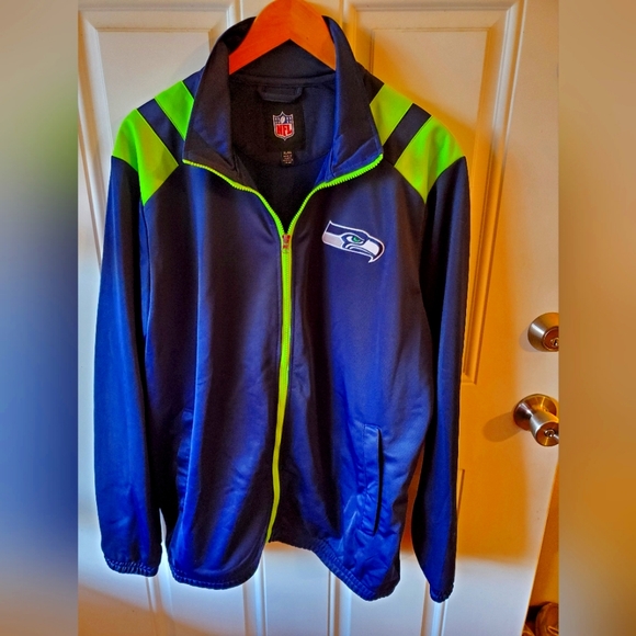 NFL Men's XL Seattle Seahawks Soft Shell Jacket Blue/Green - Picture 1 of 4